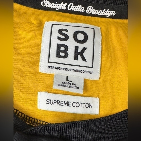 Straight Outta Brooklyn black and gold short sleeve T shirt Men’s size Large New - Picture 5 of 7